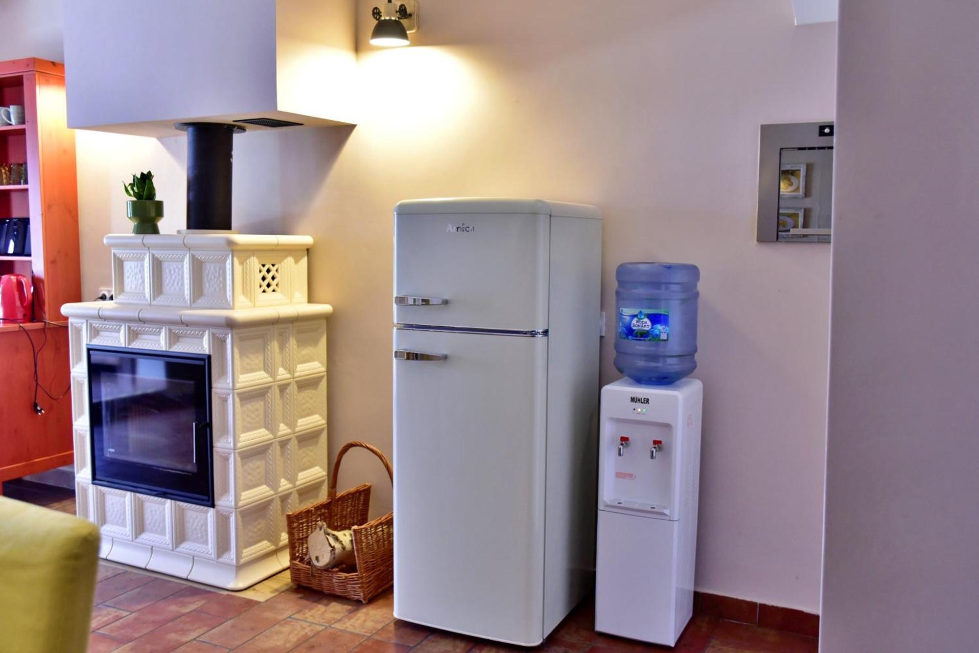 Gosciniec Nowa Wioska Bed & Breakfast Wałbrzych Dış mekan fotoğraf